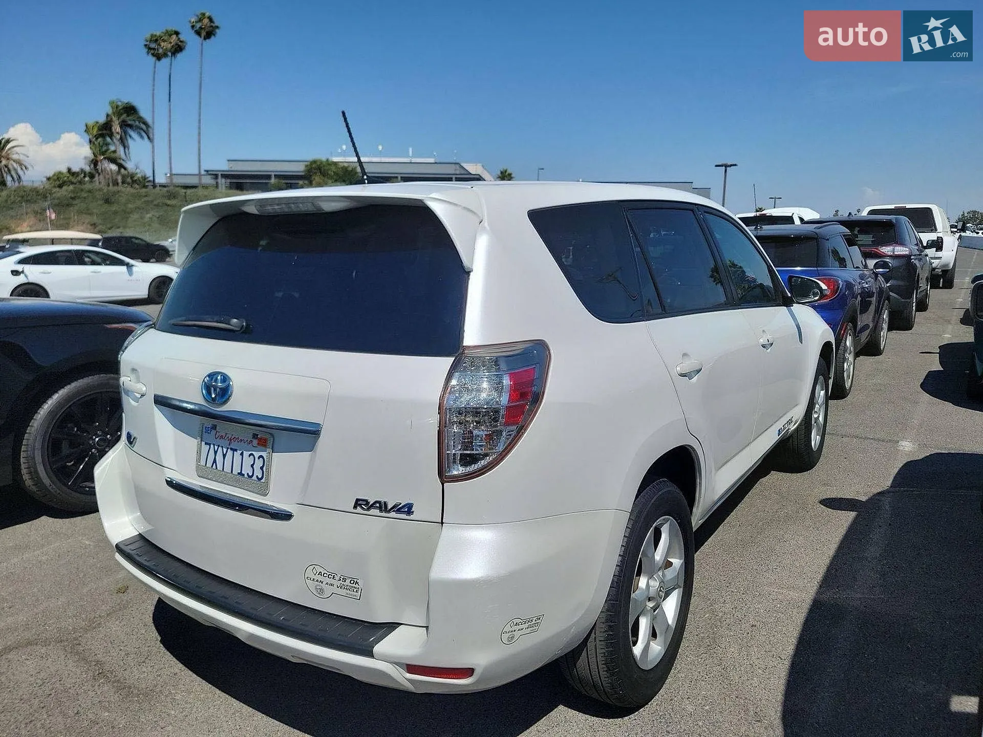 2013 Toyota RAV 4 - мініатюра 8