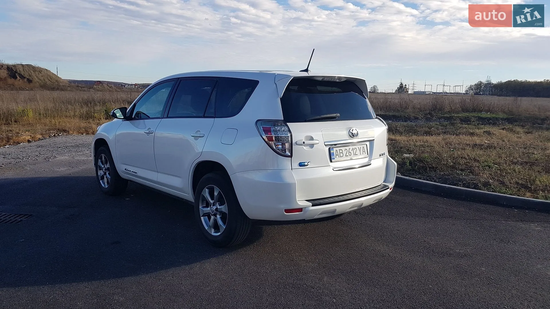 2014 Toyota RAV 4 - мініатюра 4