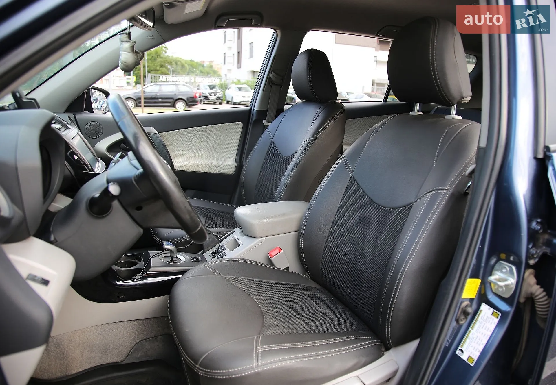 2013 Toyota RAV 4 - мініатюра 7