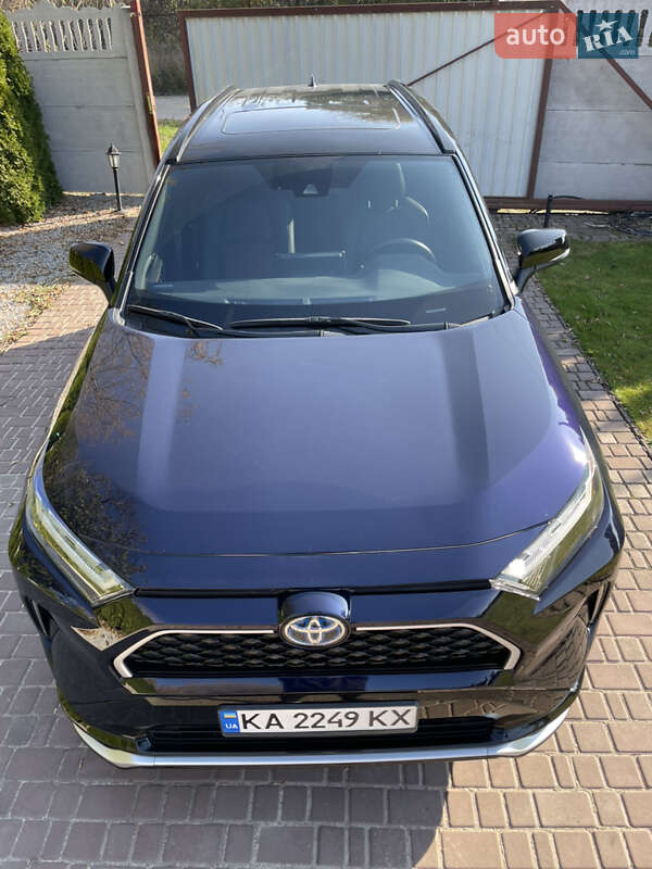 Внедорожник / Кроссовер Toyota RAV4 PHEV 2022 в Киеве