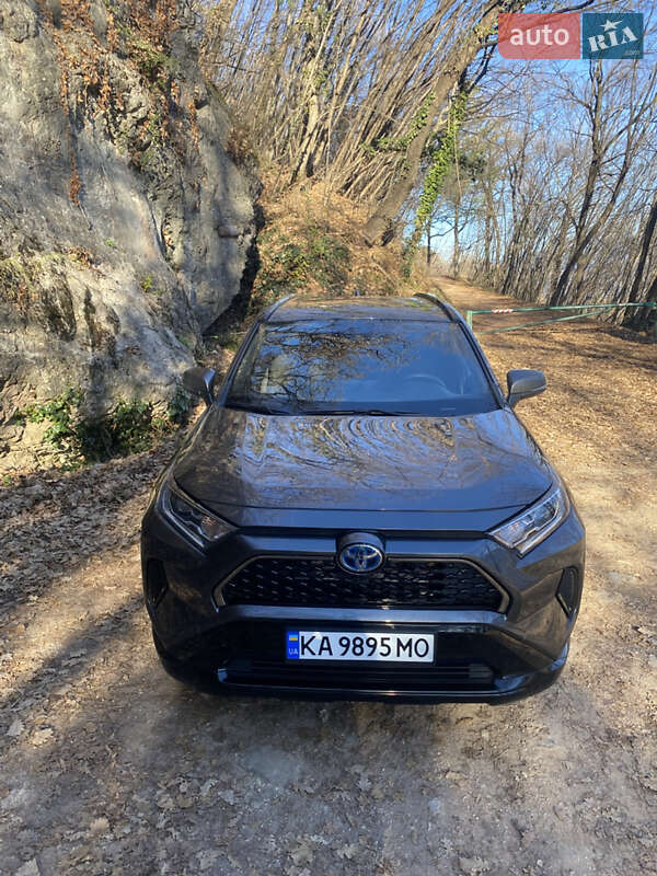 Внедорожник / Кроссовер Toyota RAV4 PHEV 2021 в Киеве