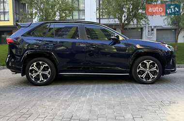 Внедорожник / Кроссовер Toyota RAV4 PHEV 2021 в 