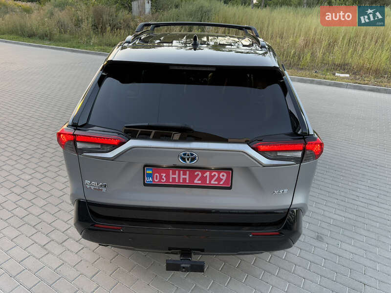 Внедорожник / Кроссовер Toyota RAV4 PHEV 2020 в Ровно