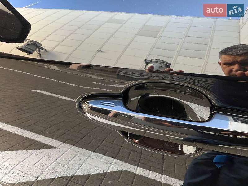 Позашляховик / Кросовер Toyota RAV4 PHEV 2021 в Києві