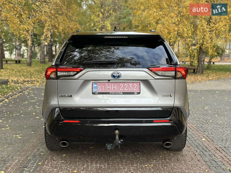 Позашляховик / Кросовер Toyota RAV4 PHEV 2023 в Києві фото 14 Позашляховик / Кросовер Toyota RAV4 PHEV 2023 в Києві