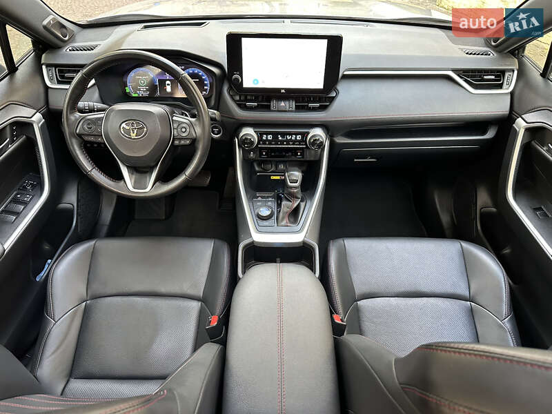 Позашляховик / Кросовер Toyota RAV4 PHEV 2023 в Києві фото 39 Позашляховик / Кросовер Toyota RAV4 PHEV 2023 в Києві