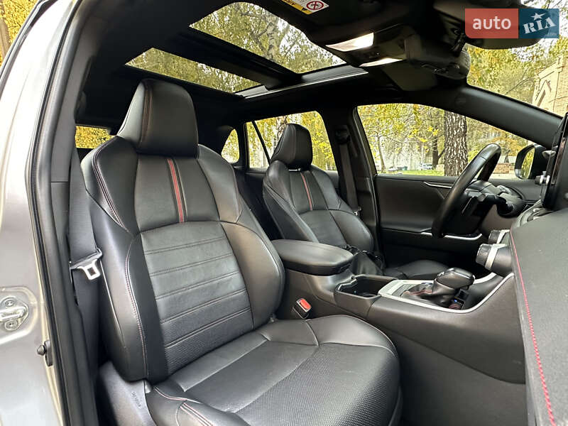 Позашляховик / Кросовер Toyota RAV4 PHEV 2023 в Києві фото 52 Позашляховик / Кросовер Toyota RAV4 PHEV 2023 в Києві