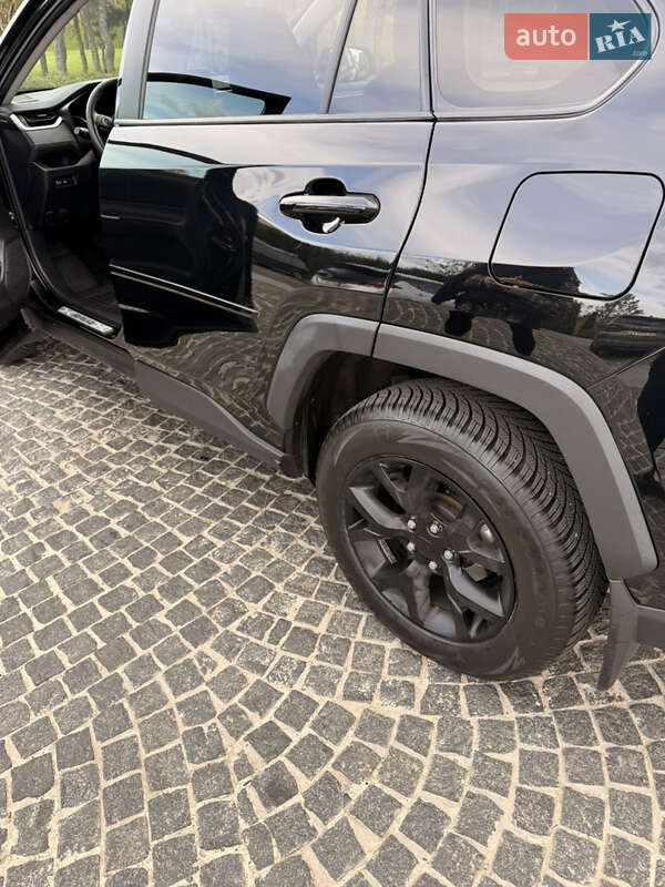 Внедорожник / Кроссовер Toyota RAV4 PHEV 2022 в Днепре фото 12 Внедорожник / Кроссовер Toyota RAV4 PHEV 2022 в Днепре