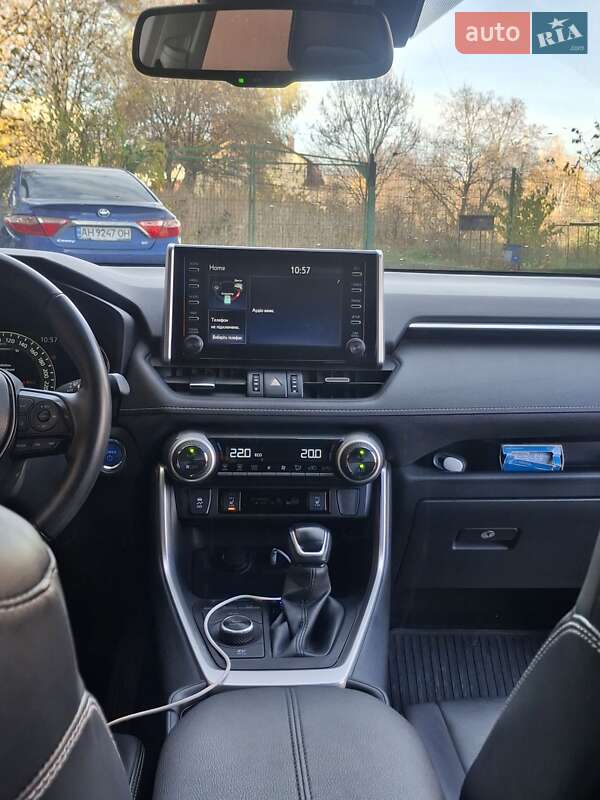 Позашляховик / Кросовер Toyota RAV4 PHEV 2021 в Хмельницькому фото 2 Позашляховик / Кросовер Toyota RAV4 PHEV 2021 в Хмельницькому