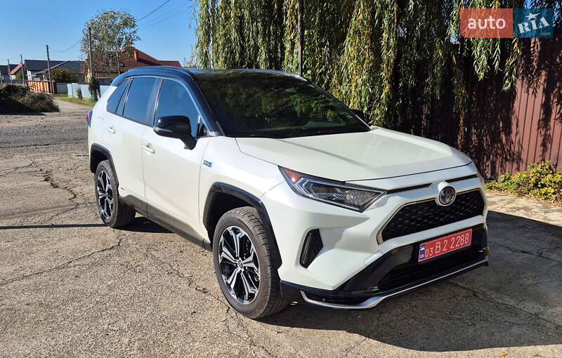 Toyota RAV4 PHEV 2021