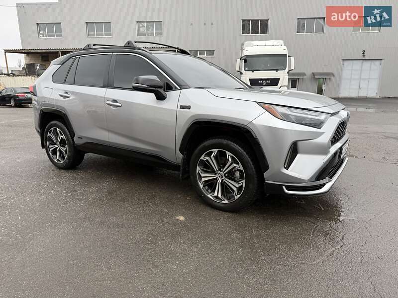 Позашляховик / Кросовер Toyota RAV4 PHEV 2024 в Києві