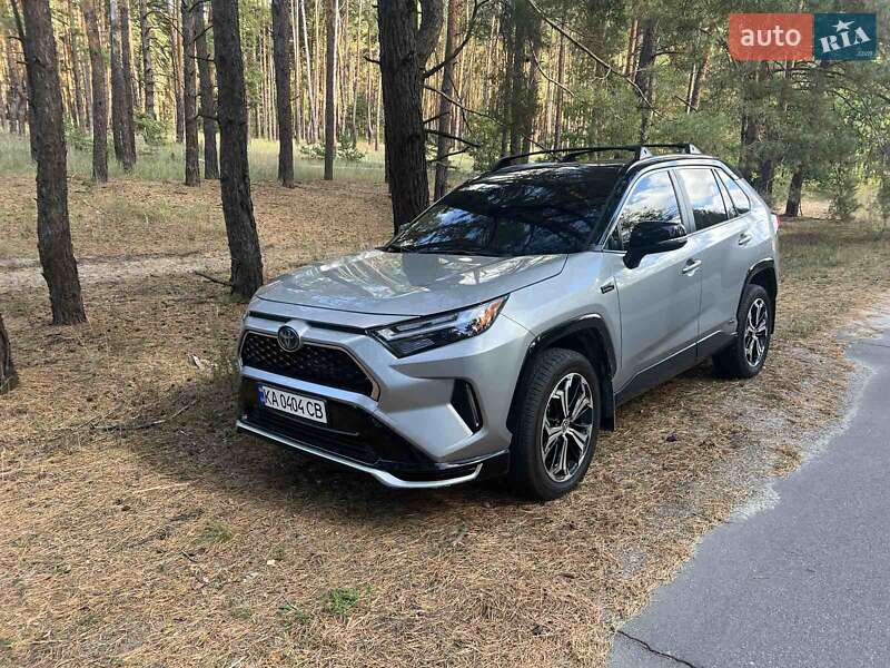 Toyota RAV4 PHEV 2024