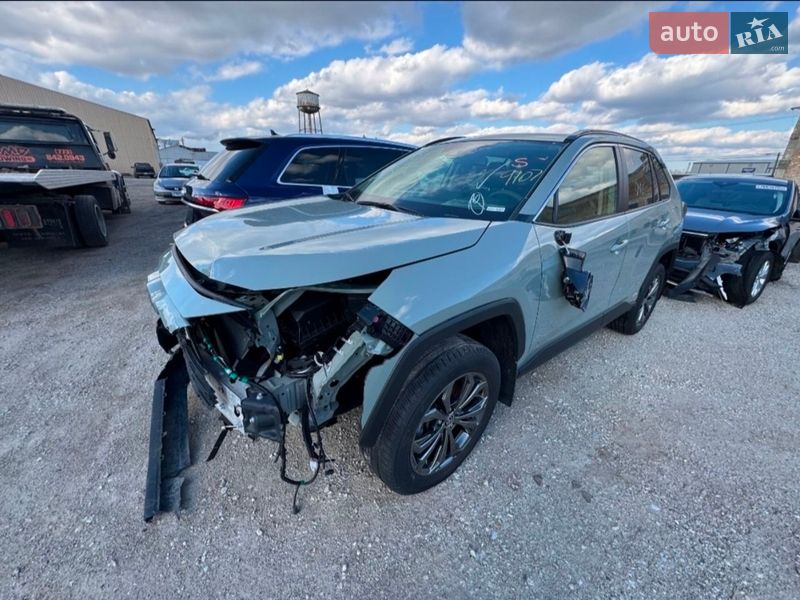 Внедорожник / Кроссовер Toyota RAV4 PHEV 2023 в Ивано-Франковске фото 4 Внедорожник / Кроссовер Toyota RAV4 PHEV 2023 в Ивано-Франковске