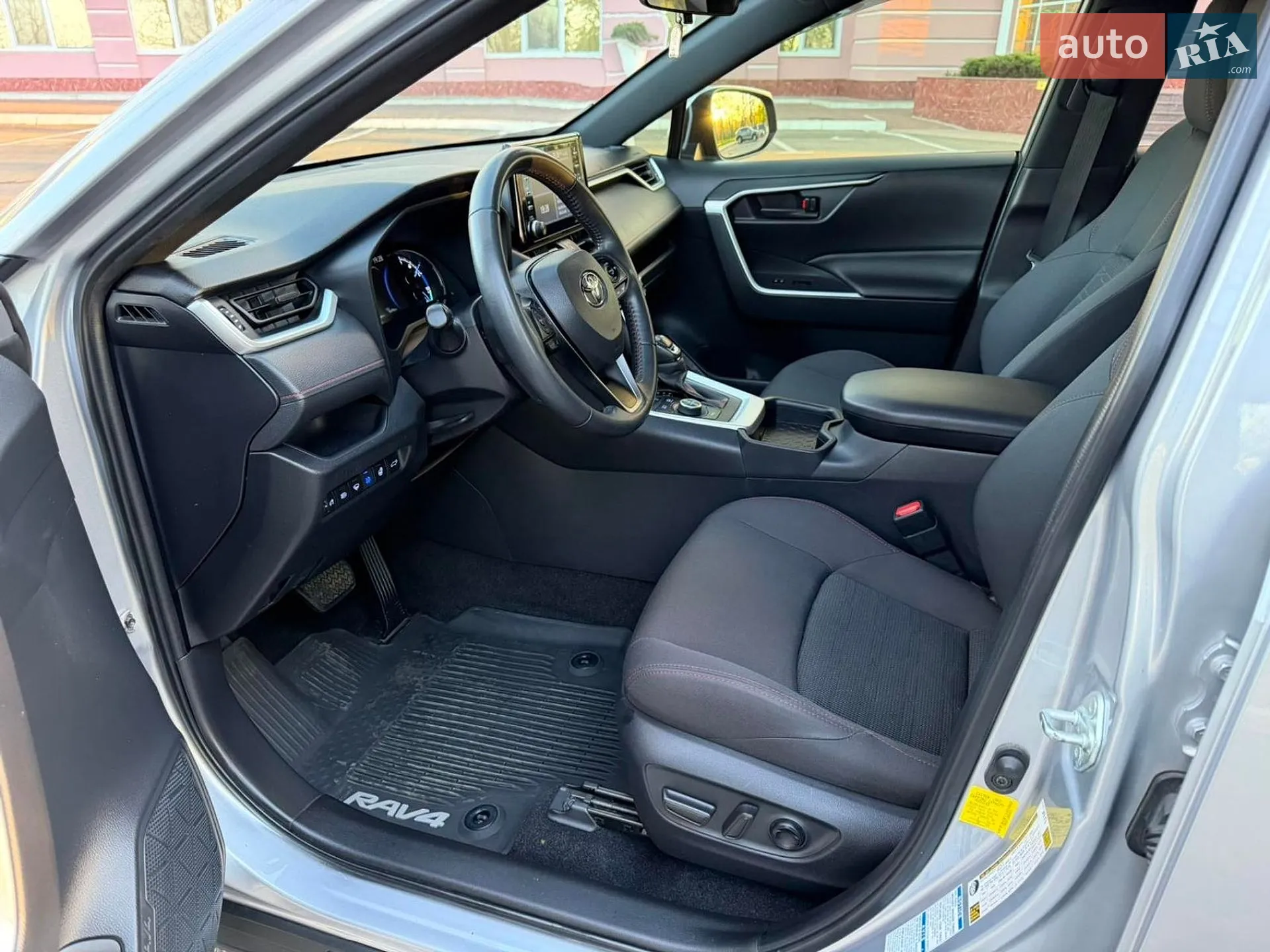 2021 Toyota RAV 4 - мініатюра 15