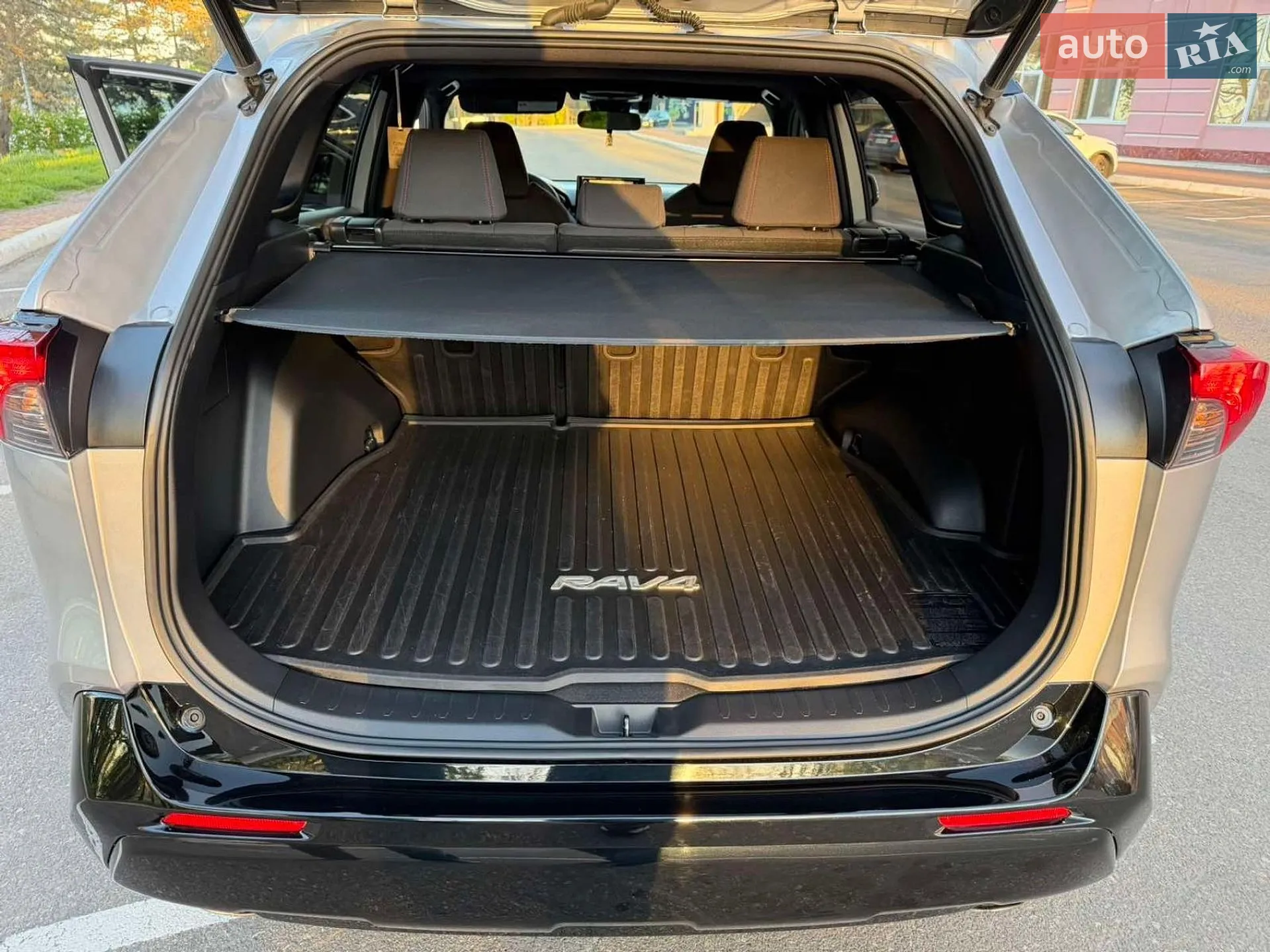 2021 Toyota RAV 4 - мініатюра 20