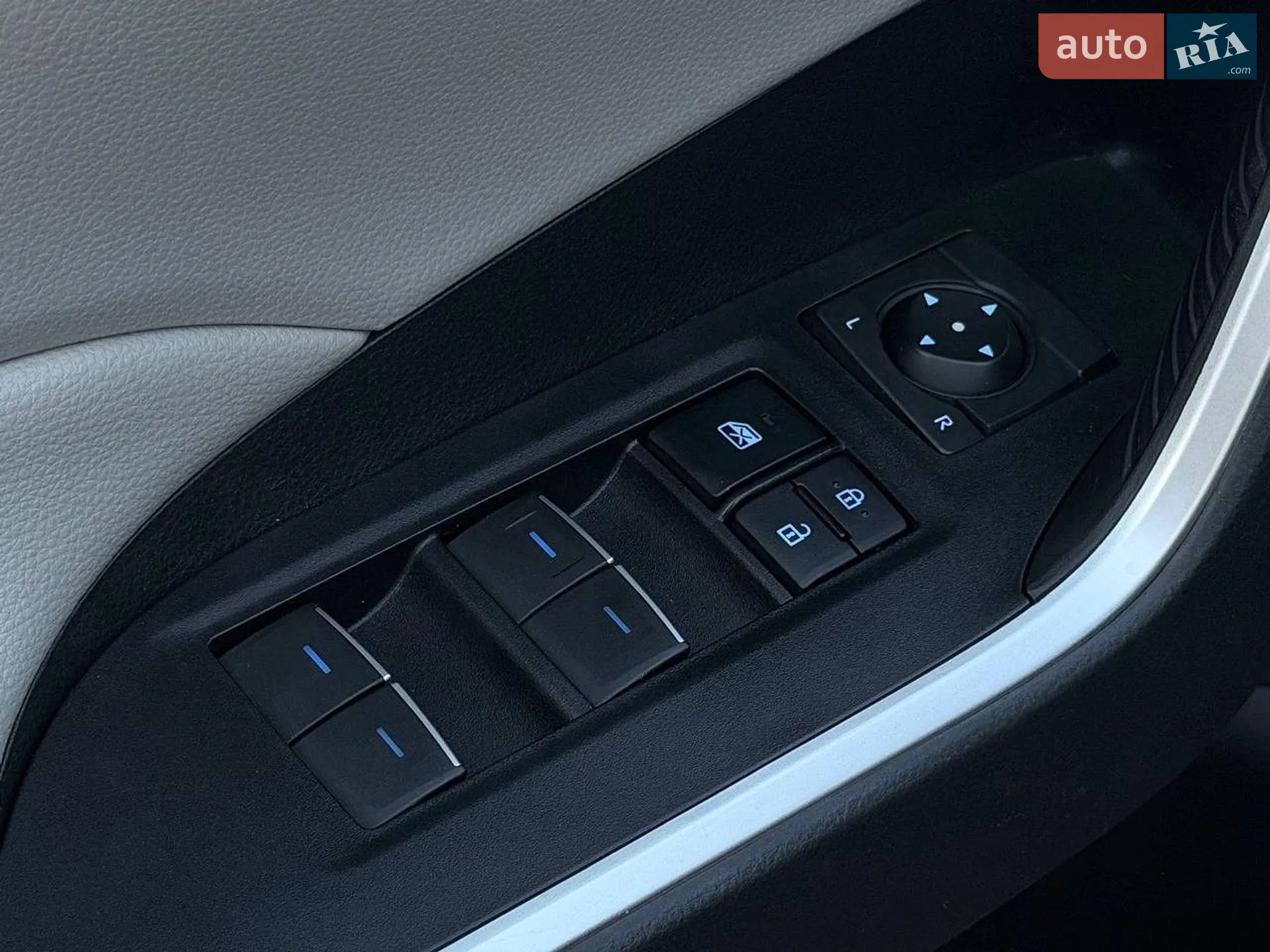 2022 Toyota RAV 4 - мініатюра 35
