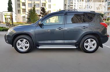 Внедорожник / Кроссовер Toyota RAV4 2009 в Киеве