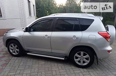 Внедорожник / Кроссовер Toyota RAV4 2008 в Киеве