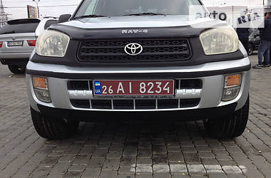 Внедорожник / Кроссовер Toyota RAV4 2003 в Черновцах