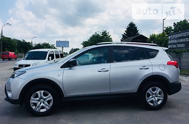 Внедорожник / Кроссовер Toyota RAV4 2015 в Киеве