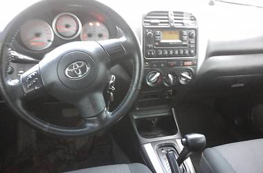 Внедорожник / Кроссовер Toyota RAV4 2005 в Одессе