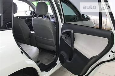 Внедорожник / Кроссовер Toyota RAV4 2014 в Киеве