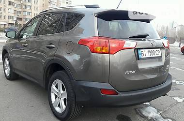 Внедорожник / Кроссовер Toyota RAV4 2013 в Киеве