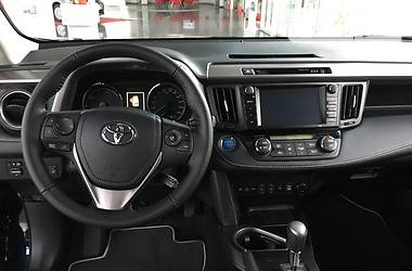 Внедорожник / Кроссовер Toyota RAV4 2018 в Белой Церкви