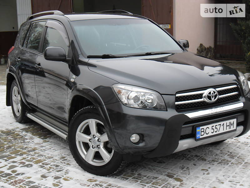 Внедорожник / Кроссовер Toyota RAV4 2006 в Самборе