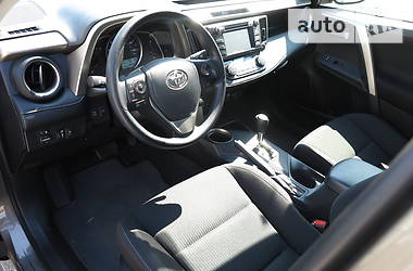 Внедорожник / Кроссовер Toyota RAV4 2015 в Одессе