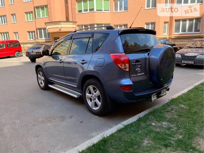 Позашляховик / Кросовер Toyota RAV4 2007 в Києві