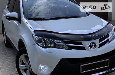 Внедорожник / Кроссовер Toyota RAV4 2015 в Одессе