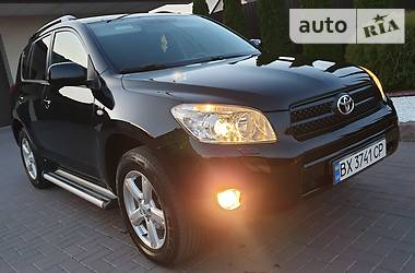 Позашляховик / Кросовер Toyota RAV4 2006 в Хмельницькому