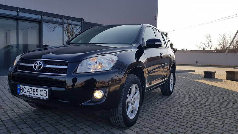 Внедорожник / Кроссовер Toyota RAV4 2009 в Ивано-Франковске