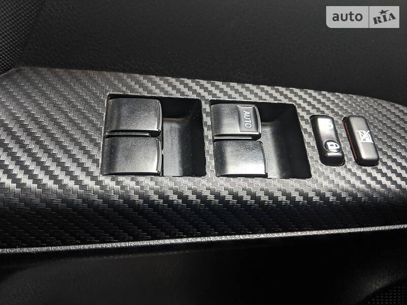 Позашляховик / Кросовер Toyota RAV4 2013 в Шептицькому