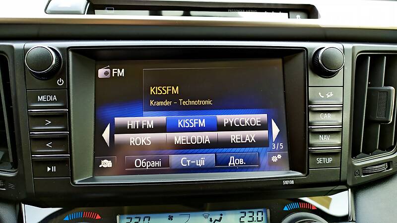 Позашляховик / Кросовер Toyota RAV4 2016 в Києві фото 12 Позашляховик / Кросовер Toyota RAV4 2016 в Києві