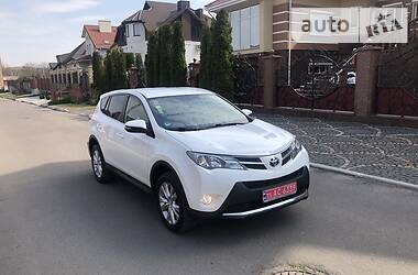 Позашляховик / Кросовер Toyota RAV4 2014 в 