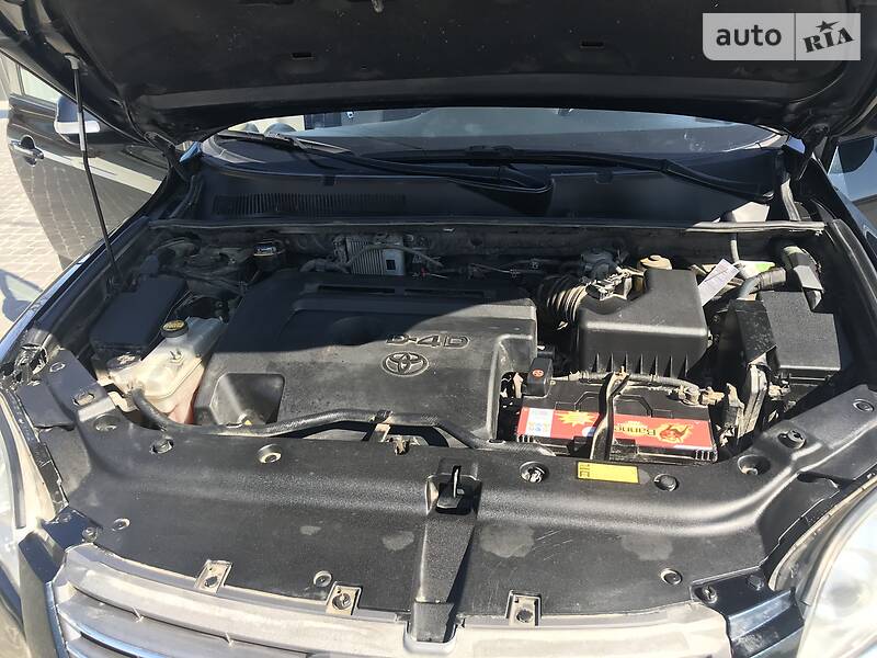 Позашляховик / Кросовер Toyota RAV4 2010 в Трускавці