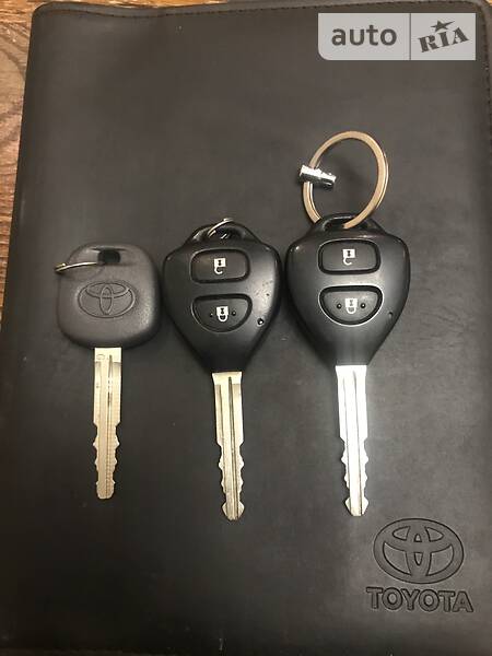 Позашляховик / Кросовер Toyota RAV4 2010 в Трускавці