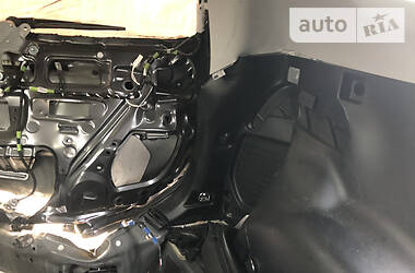 Позашляховик / Кросовер Toyota RAV4 2016 в 