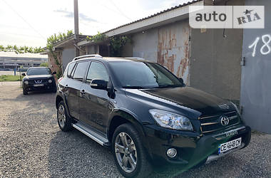 Внедорожник / Кроссовер Toyota RAV4 2009 в Черновцах