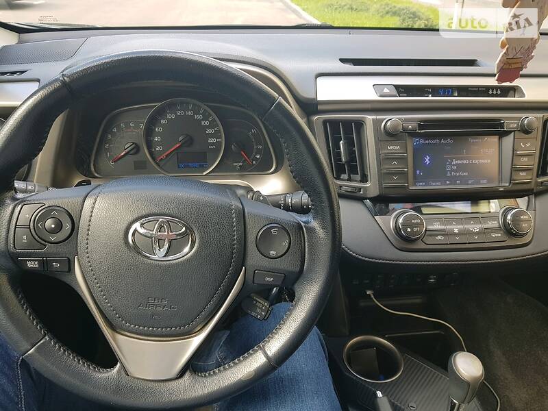 Позашляховик / Кросовер Toyota RAV4 2013 в Києві