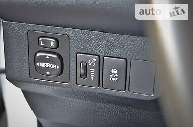 Внедорожник / Кроссовер Toyota RAV4 2013 в 