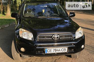 Внедорожник / Кроссовер Toyota RAV4 2006 в Черновцах