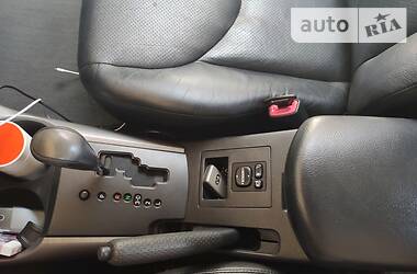 Позашляховик / Кросовер Toyota RAV4 2006 в 