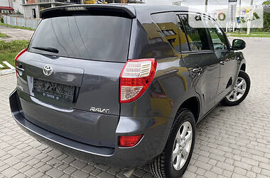 Внедорожник / Кроссовер Toyota RAV4 2012 в Тернополе