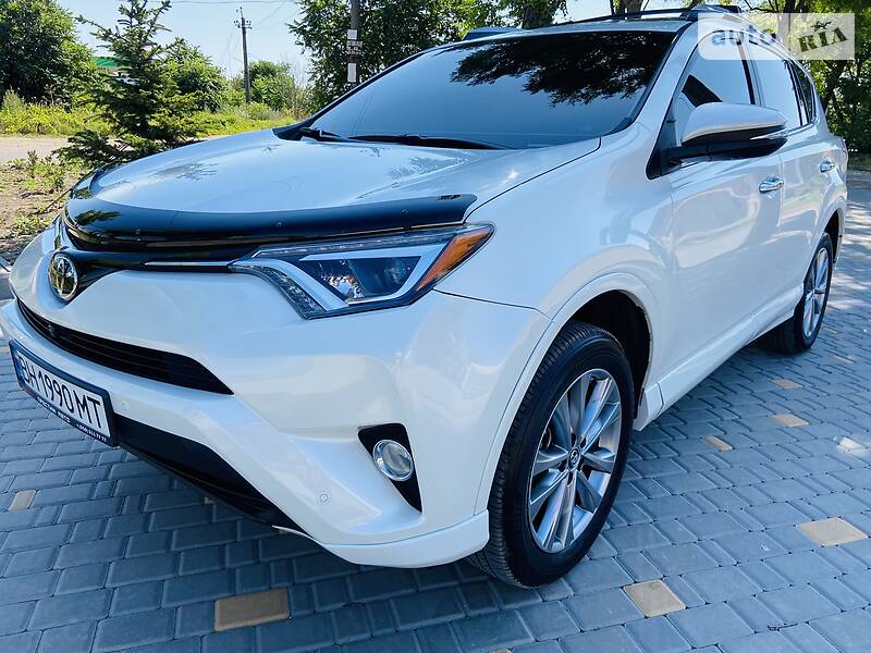 Позашляховик / Кросовер Toyota RAV4 2016 в Одесі