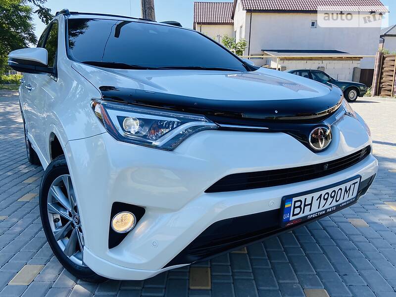 Позашляховик / Кросовер Toyota RAV4 2016 в Одесі