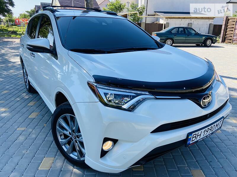 Позашляховик / Кросовер Toyota RAV4 2016 в Одесі