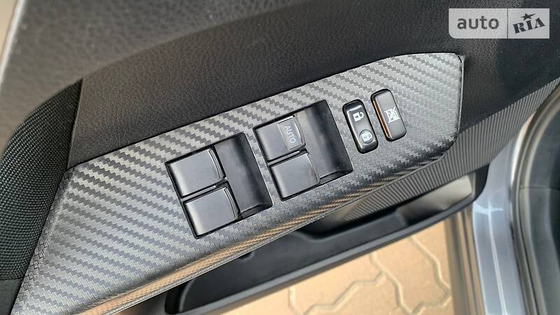 Універсал Toyota RAV4 2014 в Києві